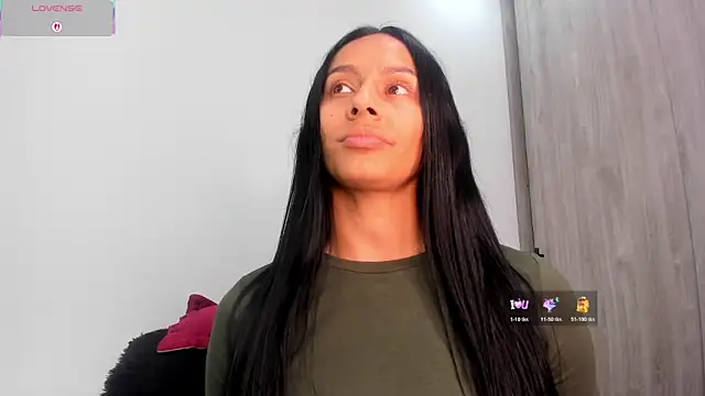 Chat +18 de karlyn_angels ao vivo