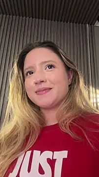 MiaPetit_ Chat XXX in diretta