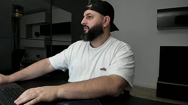 Chat XXX ao vivo de DravenPeak