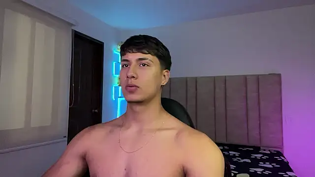 CHRIS_MORGAN1 Live XXX Chat