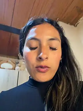 Cami_Leon2 – Naživo XXX chat