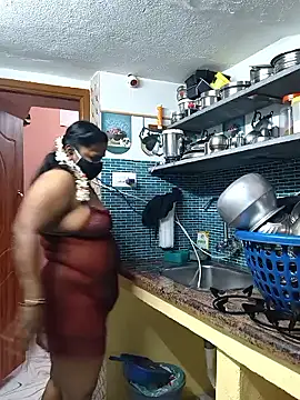 bakyasree143 Show in webcam