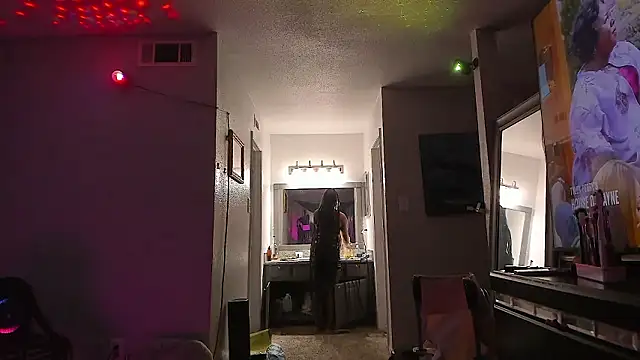 yiauana's Webcam Show