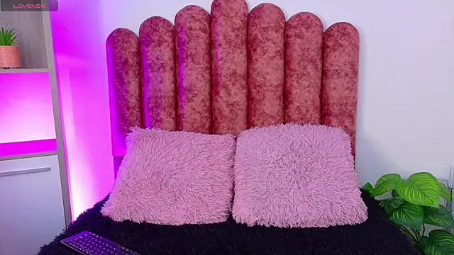 Valery_Jones1's Live XXX Chat