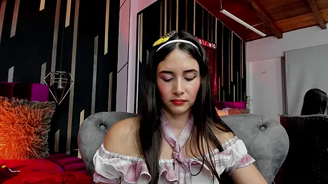 Rachel_Foxy Adlı Modelin Canlı XXX Sohbeti