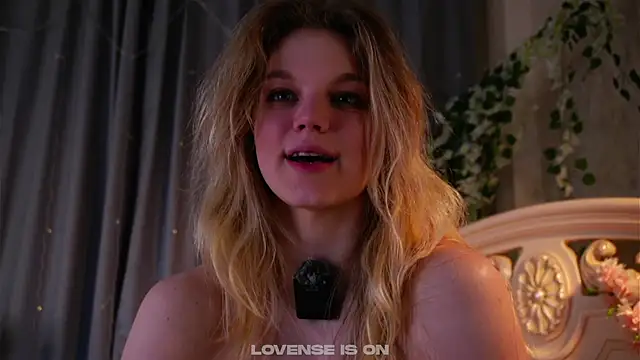 Živý XXX chat EdlinAlliston