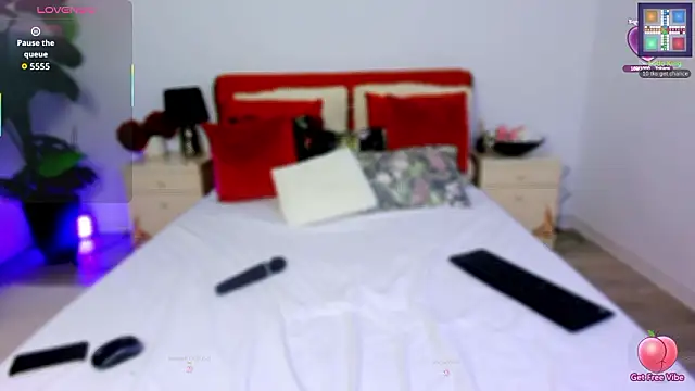 CharmingAnnie's Live XXX Chat