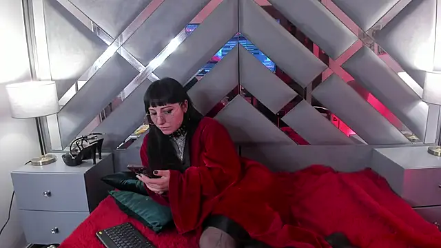 Онлайн чат XXX Ravenna666_