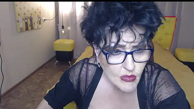 MasterLeila webkamerás műsora