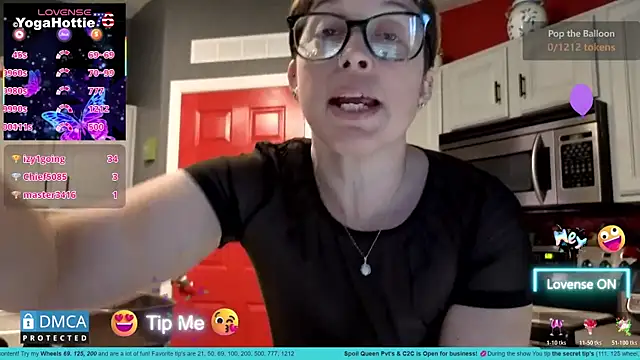 Онлайн чат XXX YogaHottie76