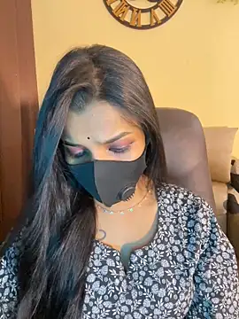 Chat +18 de its_ur_flora ao vivo