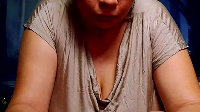 Chatroom XXX en direct de ElizabethEven