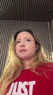 MiaPetit_ Chat XXX in diretta