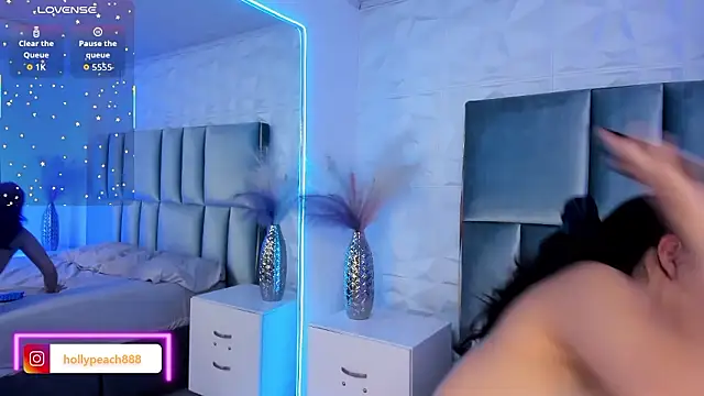 Chat +18 de HollyPeach ao vivo