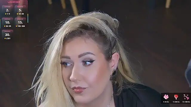 OndinaNoire Adlı Modelin Web Kamerası Şovu