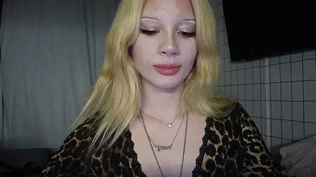 qualitybab Live XXX Chat