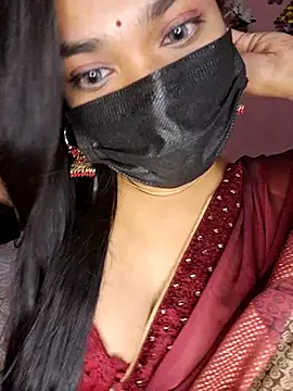 ariya-03 – webcam-show