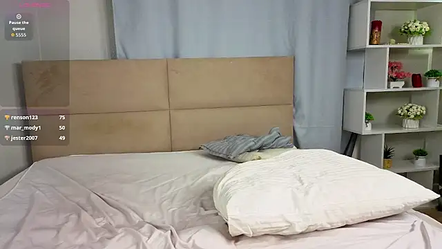 XXX chat uživo modela MarniOrdway