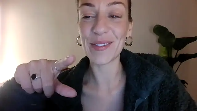 Czat XXX na żywo – Edenfox-