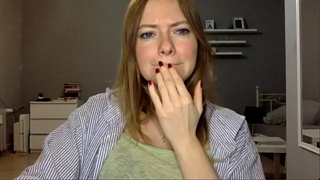 Chatroom XXX en direct de MillieShow