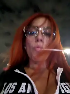 Chatroom XXX en direct de Alis_xxx