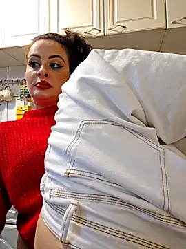 Chatroom XXX en direct de WatchTheQUEEnConQuer88