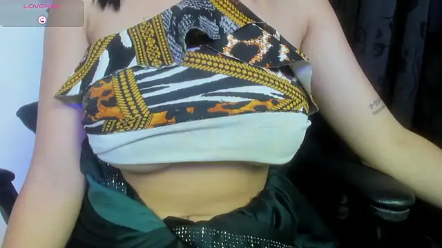 Chat +18 de kashvi_ ao vivo