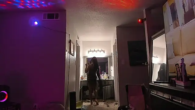 Živý XXX chat yiauana