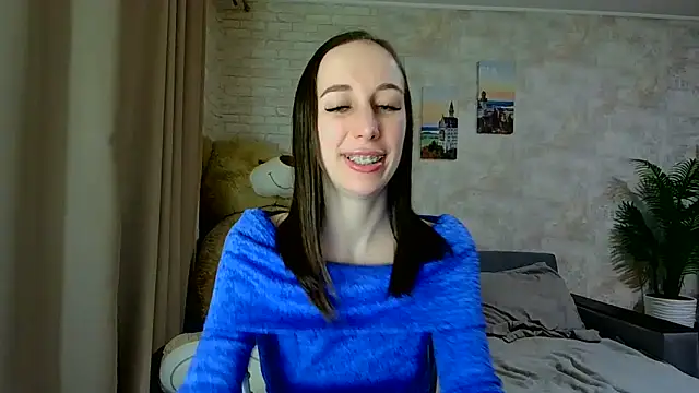 Anika_bloom live XXX chat