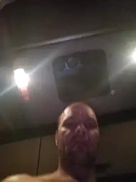 Show modela Ivan9999k na web-kameri