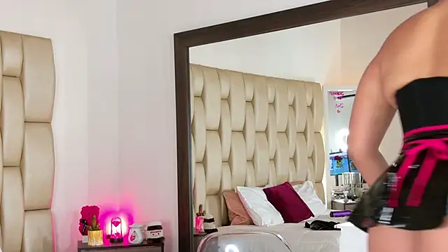 Alexa_Miss live XXX chat