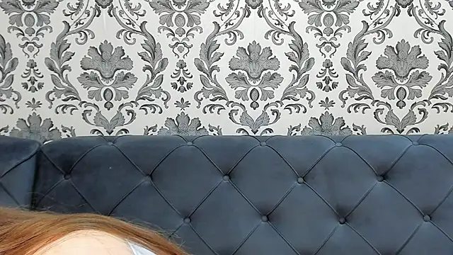 LissaBigTitts 在線直播表演