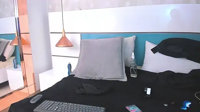 Ashkoreh 现场XXX聊天