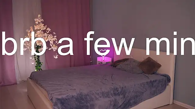 AccaCroyle: вебкам-шоу