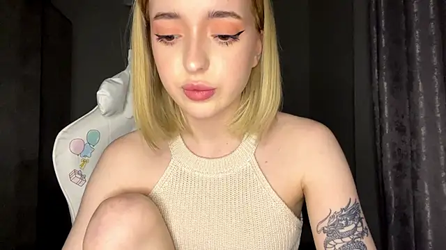 AToriaMuse: онлайн-секс-чат