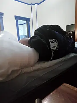 Show modela sk8brd_snwbrd_no_snitch na web-kameri