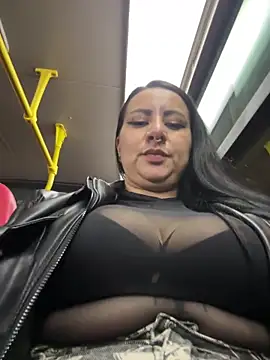 Abril_Luv live XXX chat