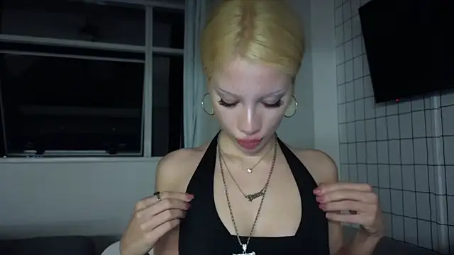 qualitybabのライブXXXチャット