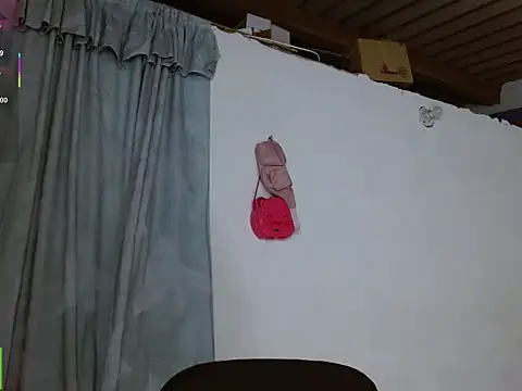 Chat XXX en directo de Amitlu_