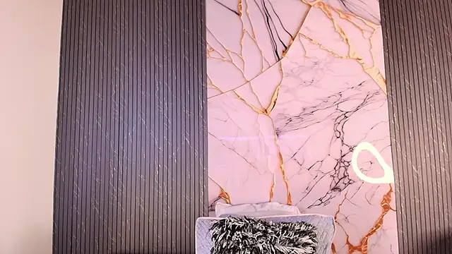 big_tits_in_your_face Adlı Modelin Web Kamerası Şovu