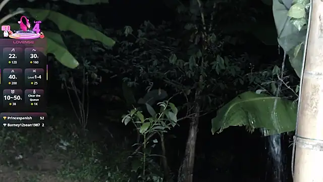 Онлайн чат XXX esmeralda_li