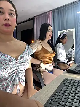 lana_rousse01: вебкам-шоу