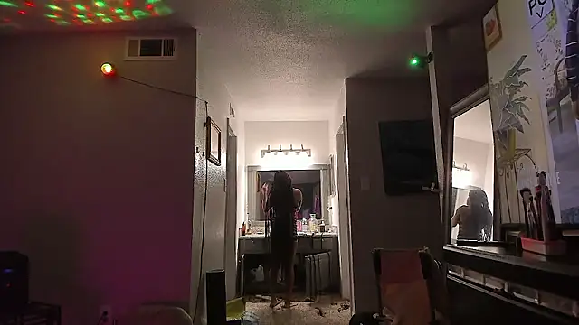 yiauana Live XXX-chat