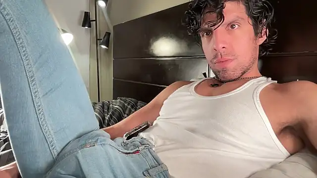 beranco19 Show in webcam