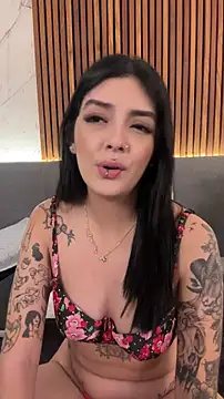 Chatroom XXX en direct de AliceRitter