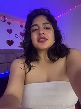 EmilyNoir1: απευθείας συνομιλία ΧΧΧ