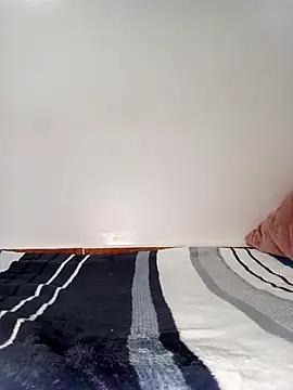 Show modela mirna96 na web-kameri