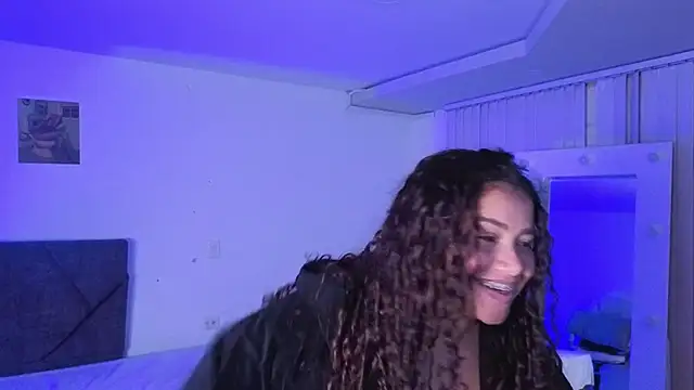 XXX chat uživo modela loly_marce