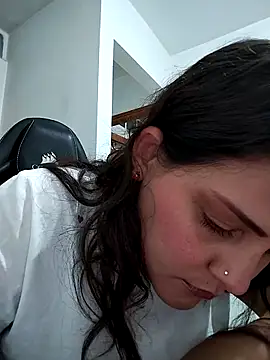 Mia_Hampton Chat XXX in diretta