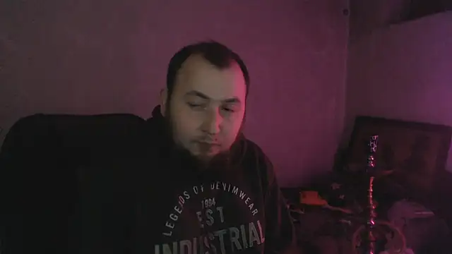 BIG-COCK-OMG Chat XXX in diretta